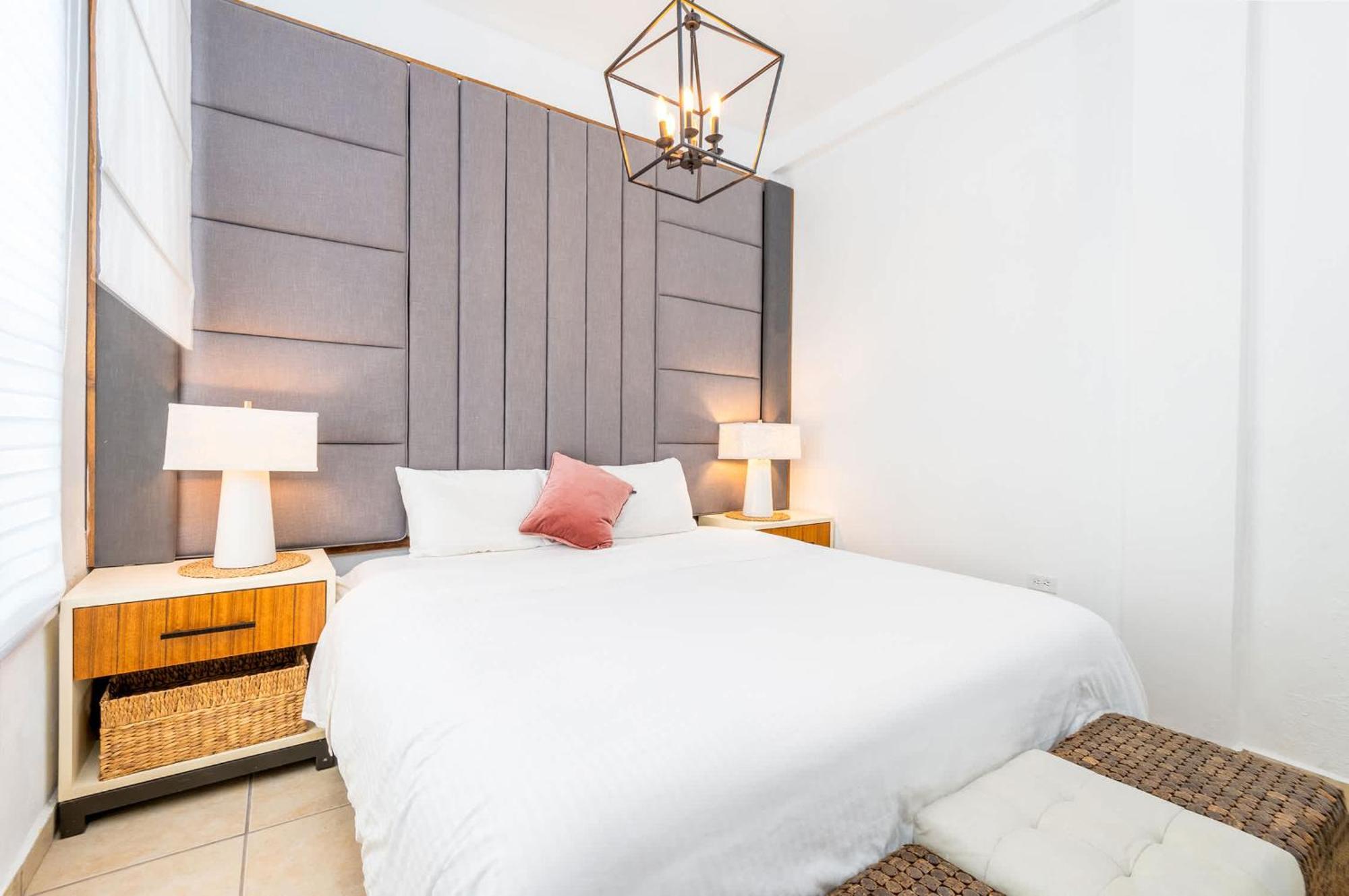 24 Atlantic Place By With Bear