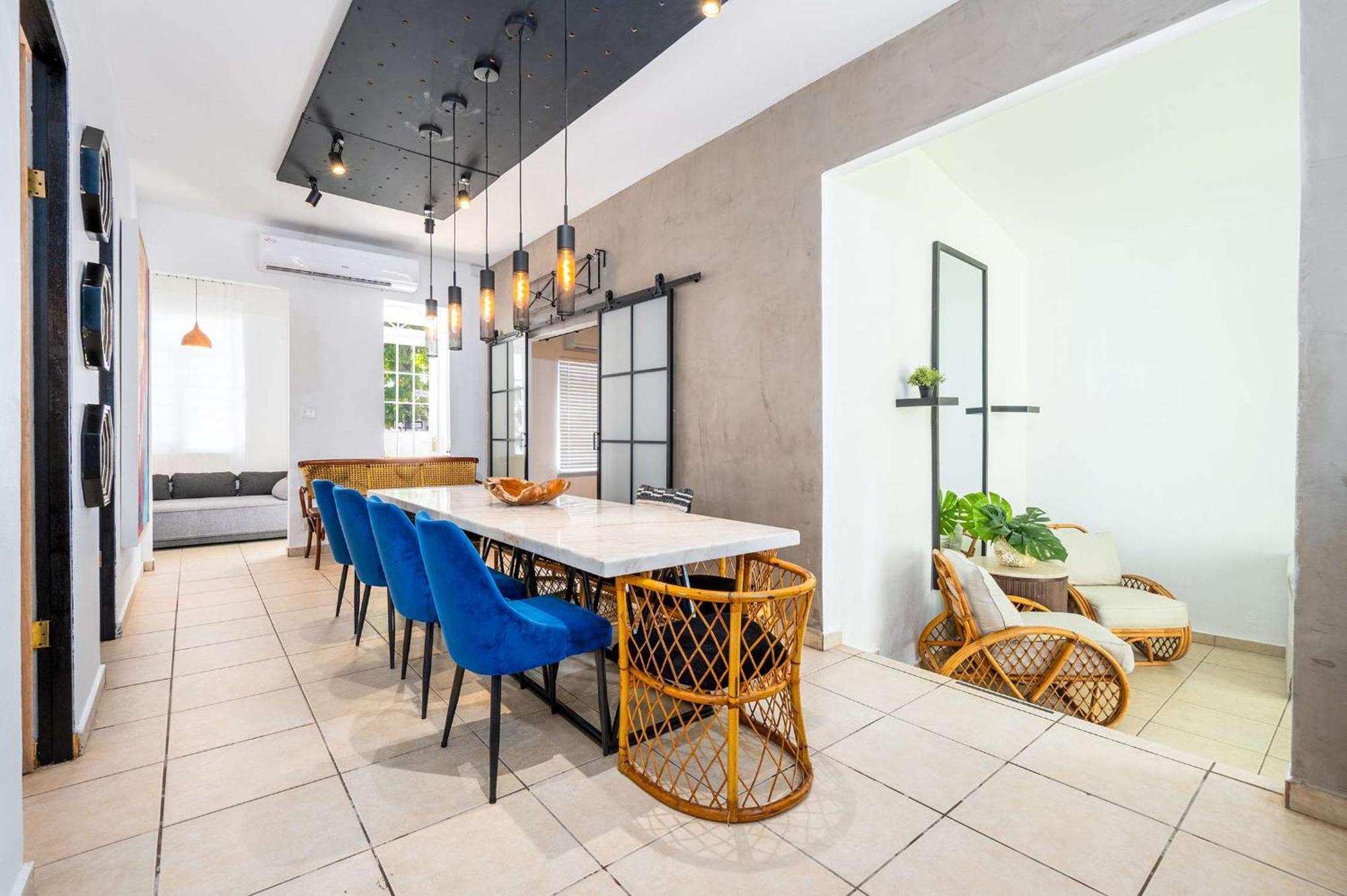 24 Atlantic Place By With Bear
